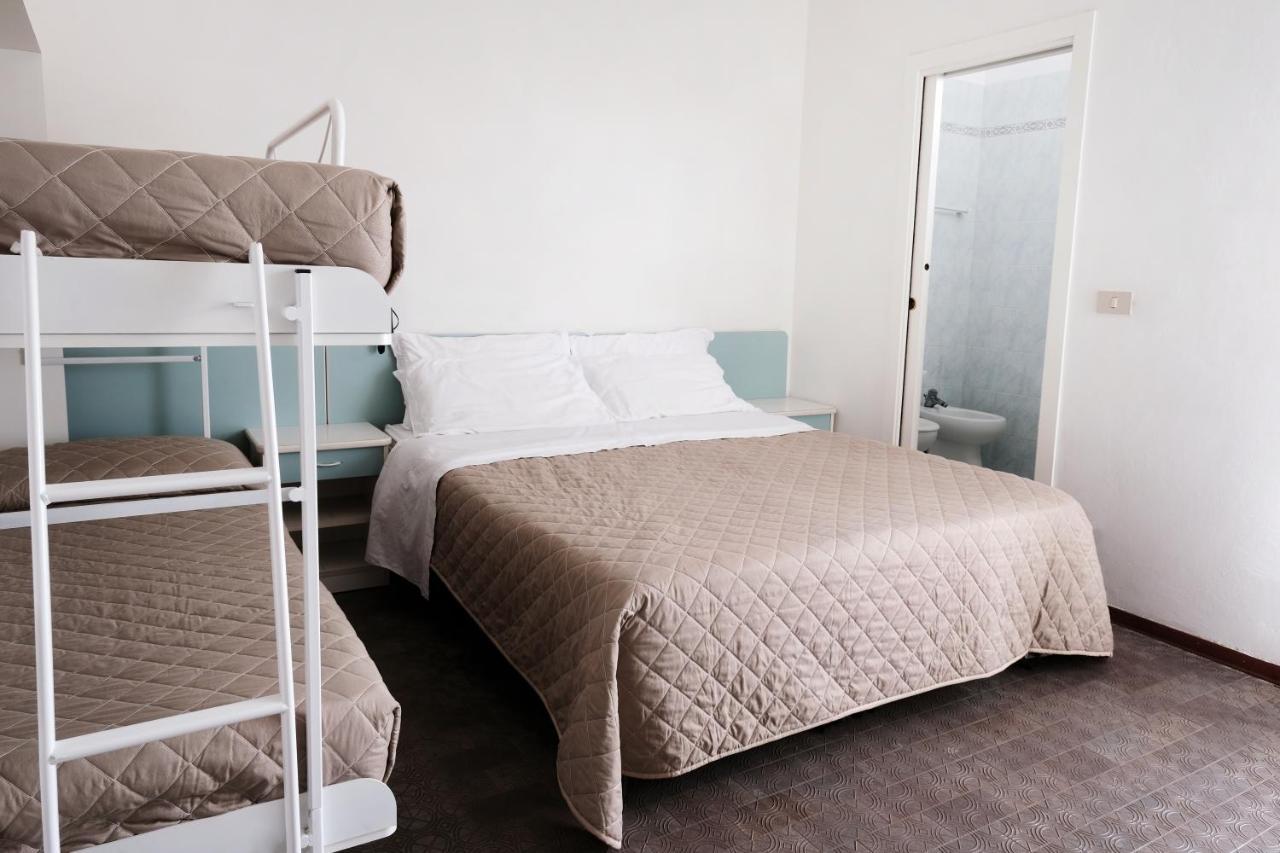 Hotel Continental Gatteo a Mare Luaran gambar