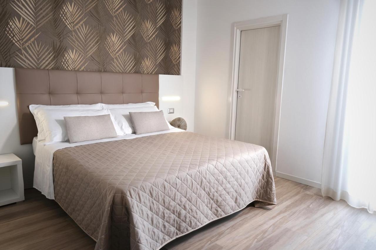 Hotel Continental Gatteo a Mare Luaran gambar